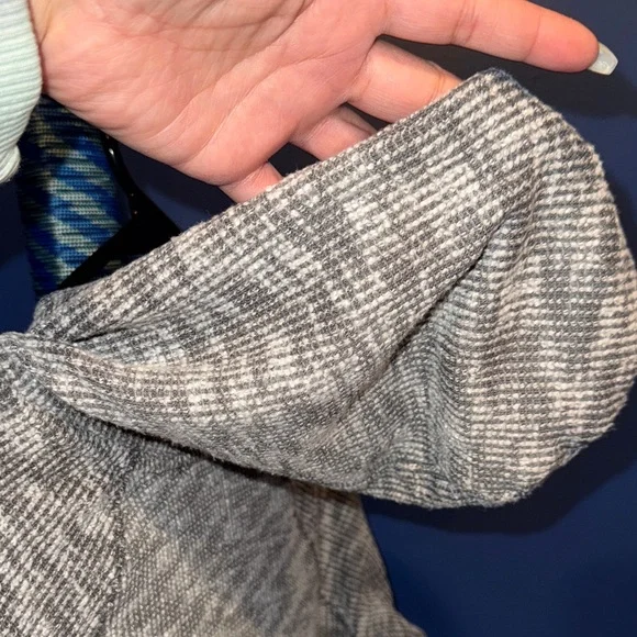 Inspired Hearta- Women’s Grey and White Striped Hoodie Size Large - Picture 12 of 14